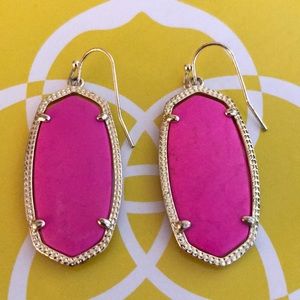 Kendra Scott Elle Earrings in pink!